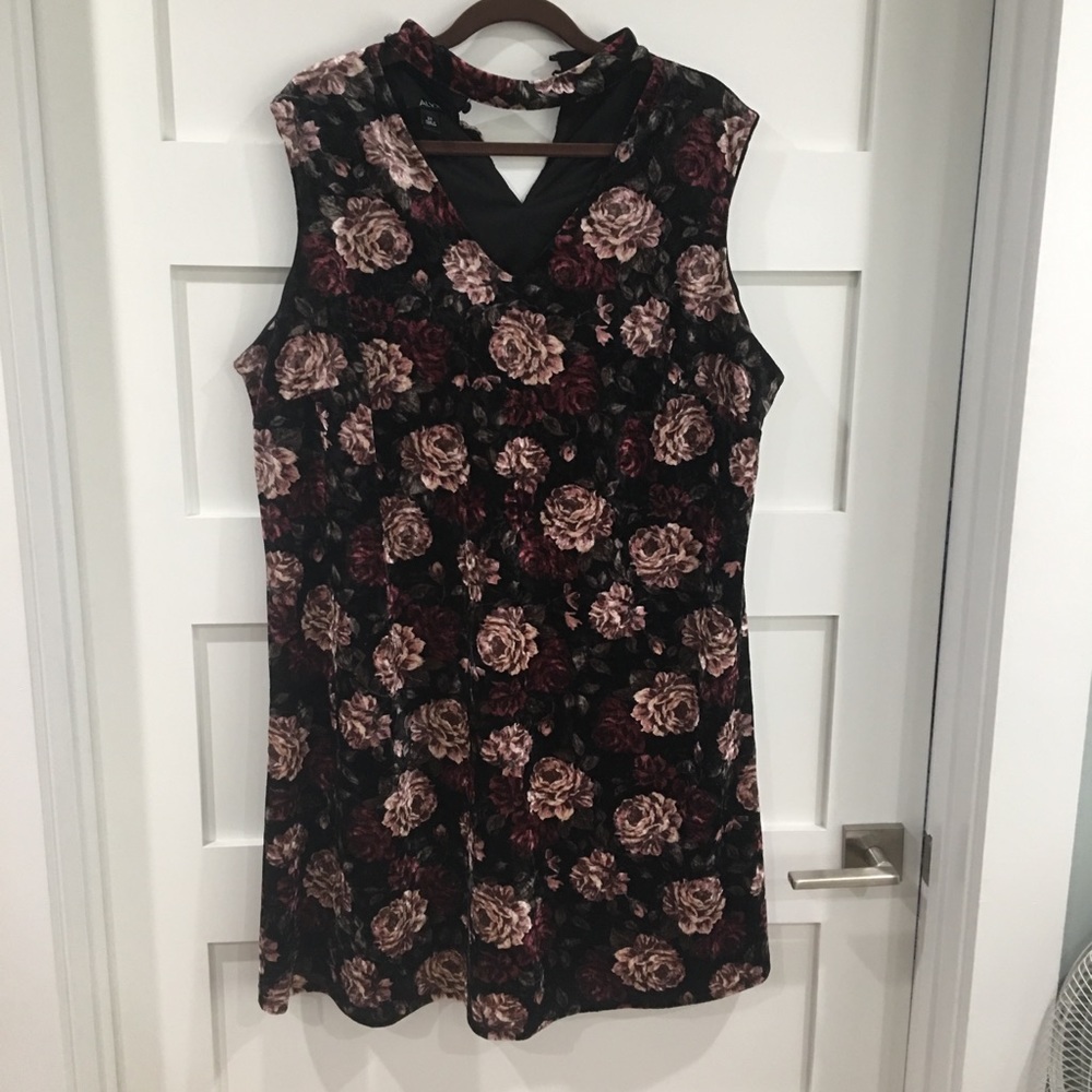Floral Velvet Dress